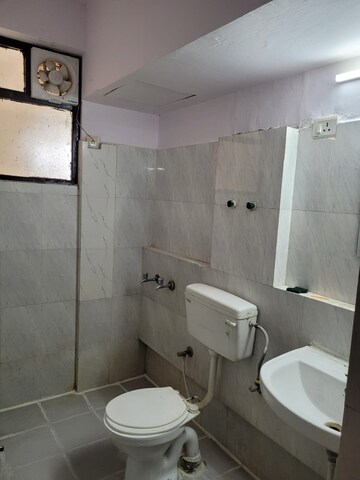 Bathroom in 3 BHK Builder Floor at Sector 21 – for Rent