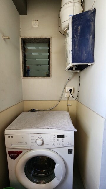 Furnished Amenities in 3 BHK Apartment at Vishwanath Maher Homes 4, Shela – for Rent