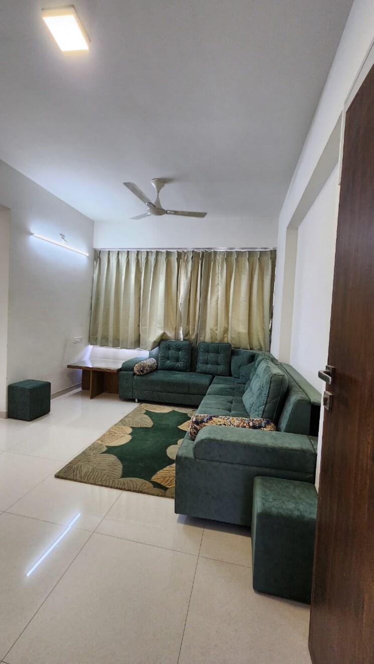 Living Room, vishwanath-maher-homes-4 3 Bedroom 1750 Sq.Ft. Apartment In Shela Ahmedabad 9267265