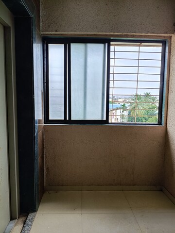 1 BHK Apartment at Bindra Complex, Andheri East – for Rent
