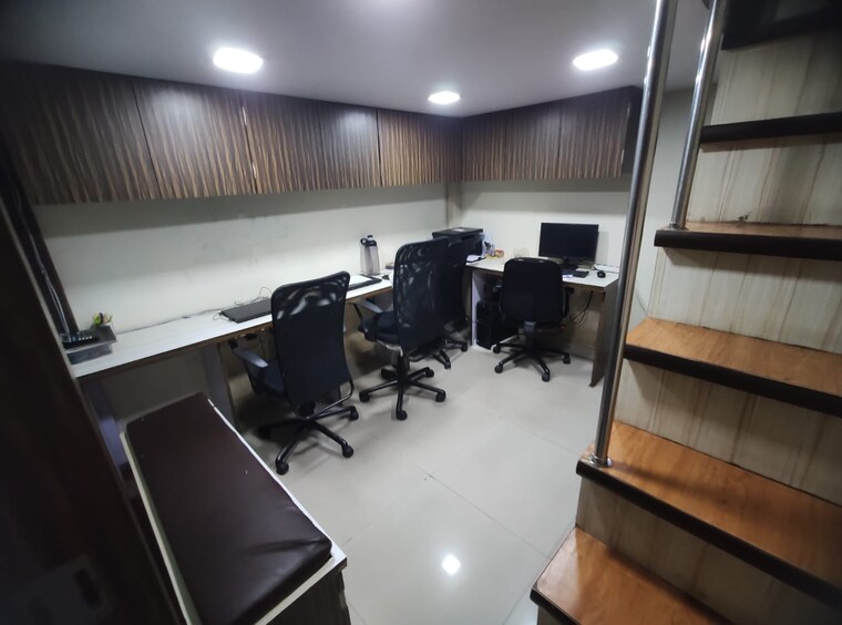Team Area, haware-fantasia Commercial Office Space 212 Sq.Ft. In Vashi Sector 28 Navi Mumbai 9267314