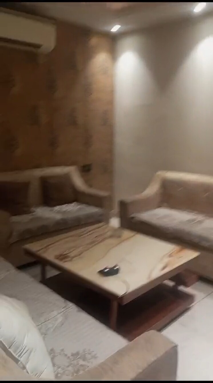 Living Room, puri-vip-floors 3 Bedroom 300 Sq.Yd. Apartment In Sector 81 Faridabad 9267323