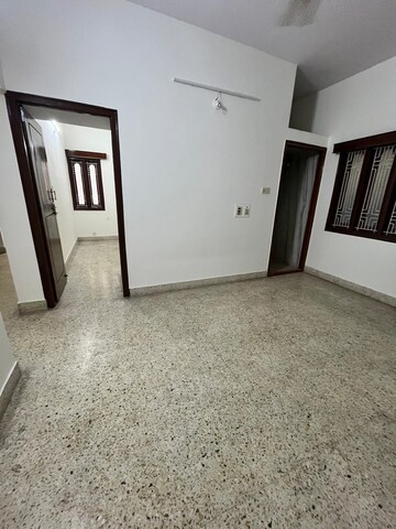 Room in 2 BHK Independent House at Basaveshwara Nagar – for Rent