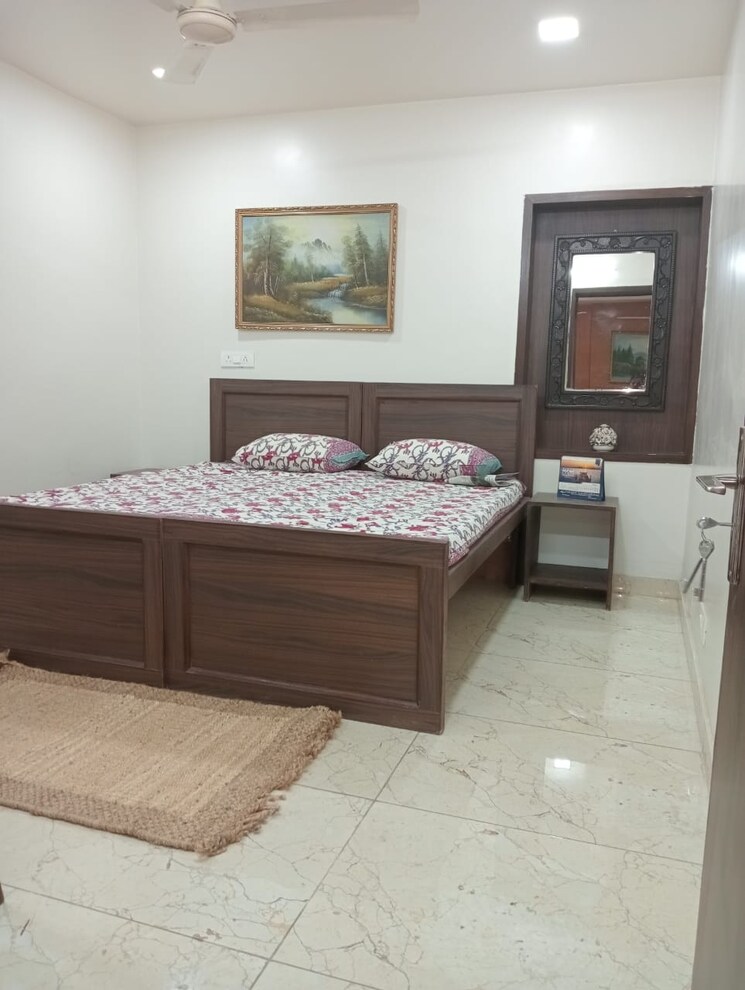 Bedroom, greater kailash 3 Bedroom 1800 Sq.Ft. Builder Floor In Greater Kailash Delhi 9267336