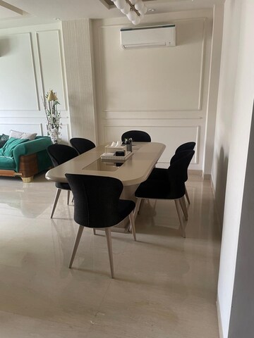 Master Bedroom in 3 BHK Apartment at Ansal Sushant Lok I, Sector 43 – for Rent