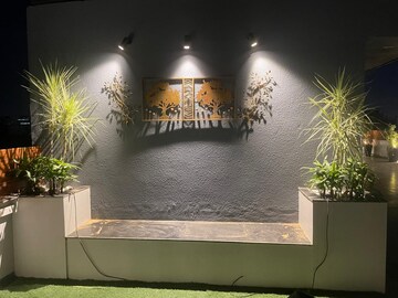 Swimming Pool in 3 BHK Apartment at Ansal Sushant Lok I, Sector 43 – for Rent