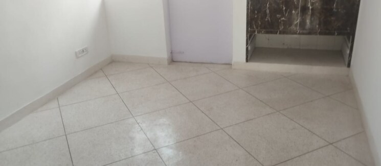 Room, dwarka 3 Bedroom 1600 Sq.Ft. Apartment In Dwarka Delhi 9267358