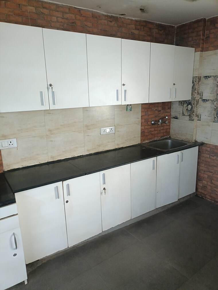 Floor Plan, sector 16 Commercial Office Space 5500 Sq.Ft. In Sector 16 Gurgaon 9267441