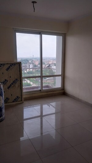 3 BHK Apartment For Sale in Value Meadows Vista, Raj Nagar Extension