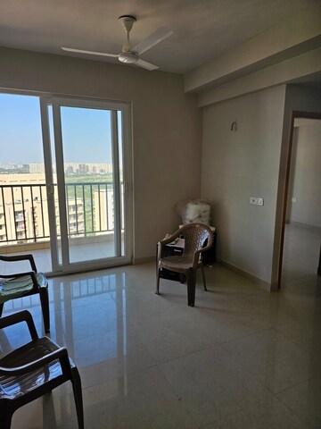 2 BHK Apartment For Rent in Tata Eureka Park, Sector 150