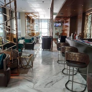  4 BHK Apartment at DLF The Crest, Sector 54 – for Sale