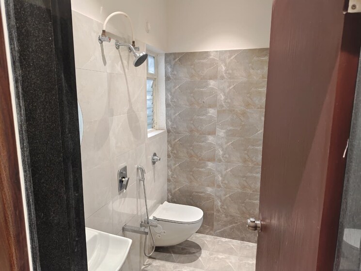 Bathroom, ram-green-hive-plus 2 Bedroom 950 Sq.Ft. Apartment In Phursungi Pune 9267478