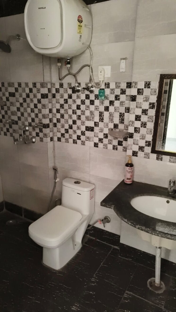 Master Bedroom, saya-gold-avenue 2 Bedroom 1080 Sq.Ft. Apartment In Vaibhav Khand Ghaziabad 9267558