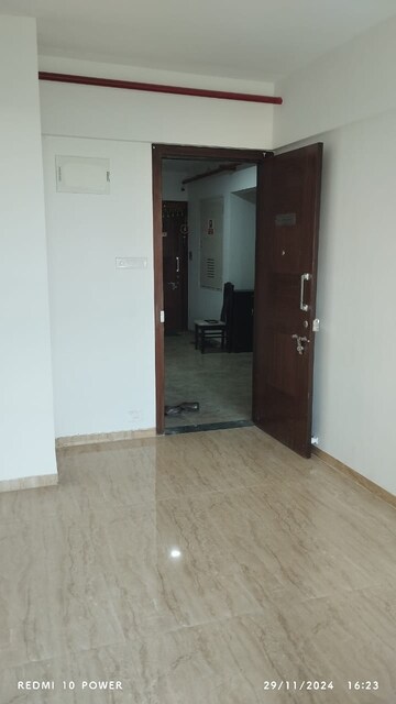 Room in 2 BHK Apartment at VTP Belair, Mahalunge – for Rent