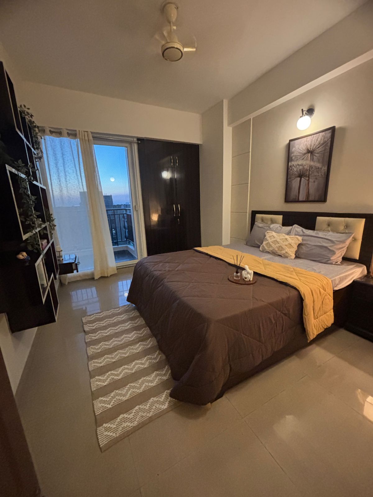 4 BHK + Servant Room Apartment For Sale in Sunshine Helios