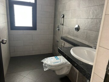 Bathroom in 3 BHK Apartment at Sobha Manhattan Towers Town Park, Hosur Road – for Rent