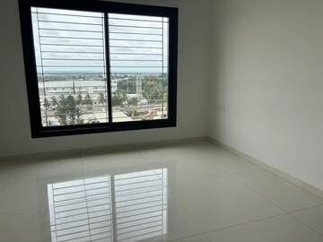 Room in 3 BHK Apartment at Sobha Manhattan Towers Town Park, Hosur Road – for Rent