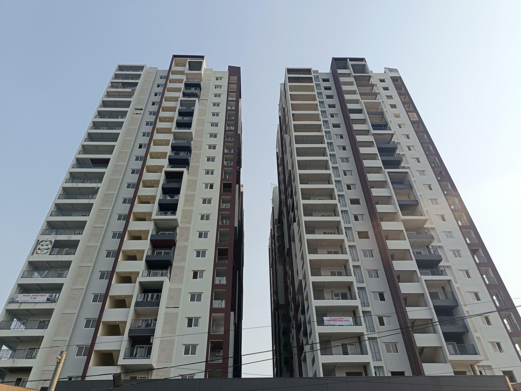 3 BHK + Pooja Room 1705 Sq.Ft. Apartment in Namishree BPS Twin Towers