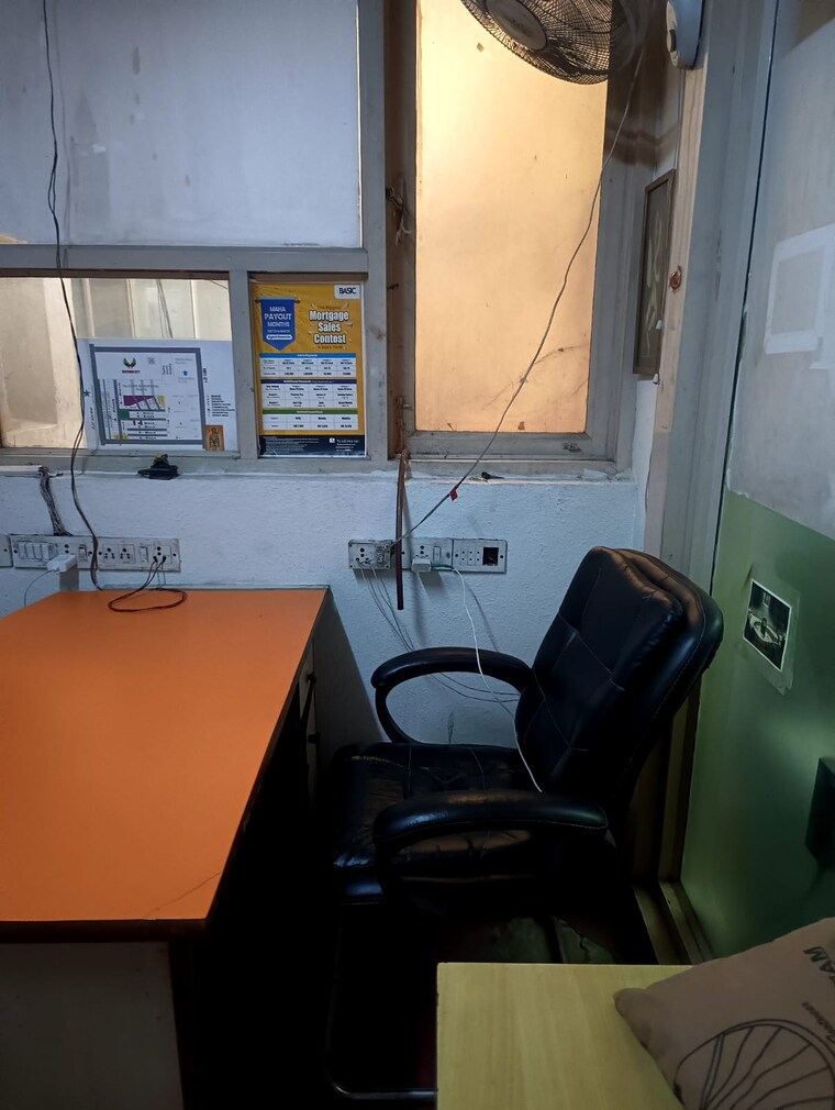 Team Area, ganga-apartments-sector-29 Commercial Office Space 225 Sq.Ft. In Sector 29 Noida 9267672