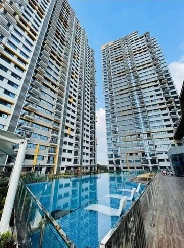 1.5 BHK Apartment For Rent in Amanora Gold Towers, Hadapsar
