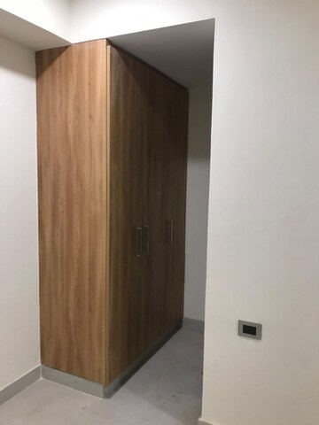 Room in 3 BHK Builder Floor at Auram Floor, South City 2 – for Rent