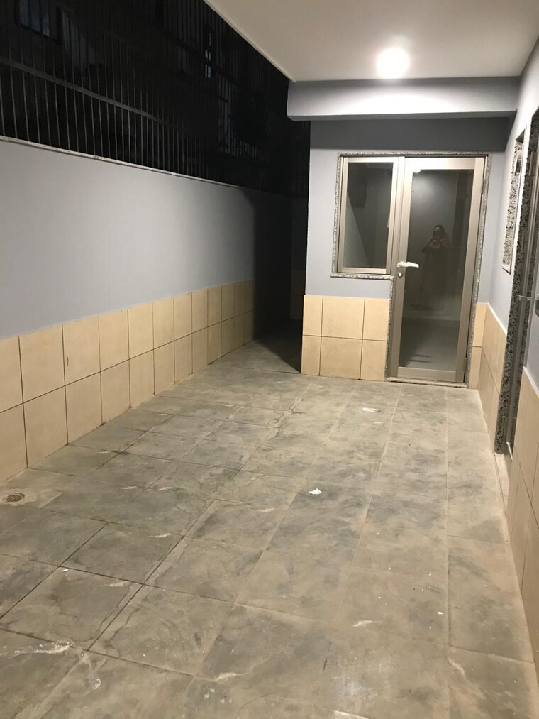 Room, auram-floor 3 Bedroom 2210 Sq.Ft. Builder Floor In South City 2 Gurgaon 9267703