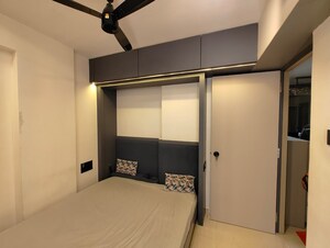 Room in 2 BHK Apartment at Thane West – for Sale