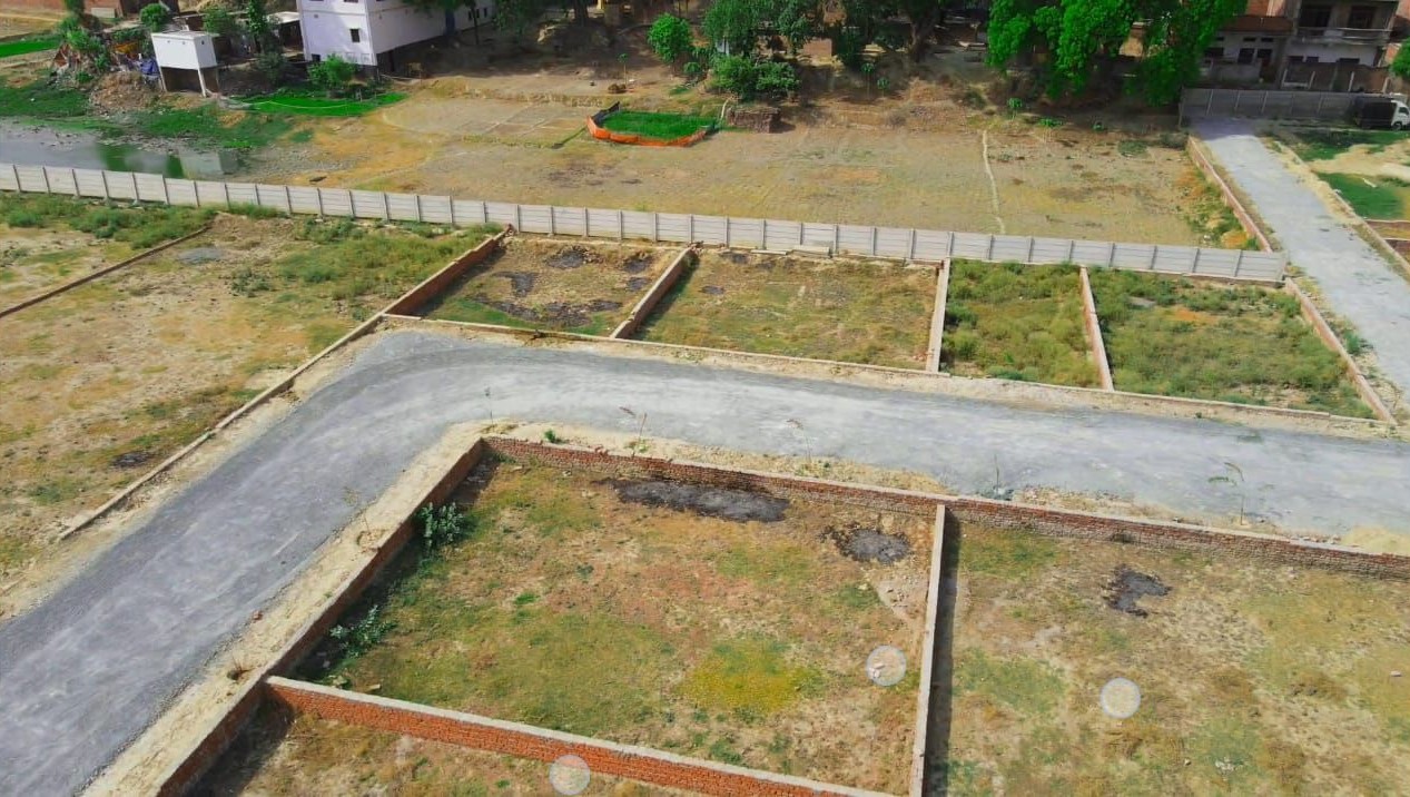 Plot For Sale in Shree Ji Green City 