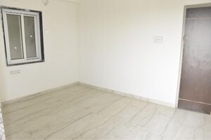 Room in 2 BHK Apartment at Tolichowki – for Sale