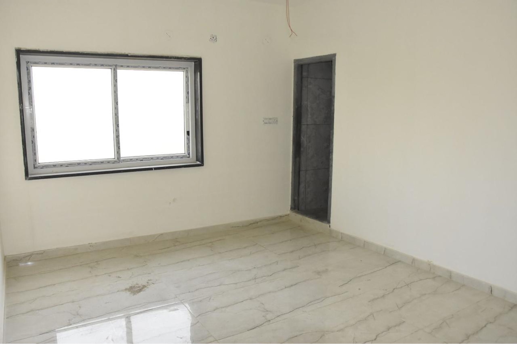 2 BHK Apartment For Sale in Gulshan Yousuf Ismail Res