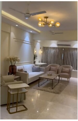 Living Room in 2 BHK Apartment at Magnum Tower CHS, Andheri West – for Rent