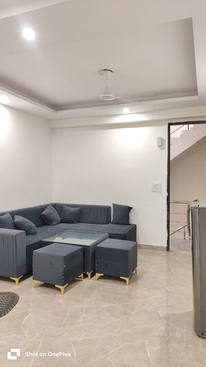 1 BHK Builder Floor For Rent in Saket