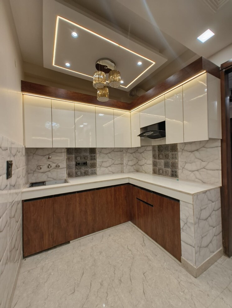 Kitchen, dwarka mor 3 Bedroom 1080 Sq.Ft. Builder Floor In Dwarka Mor Delhi 9267843