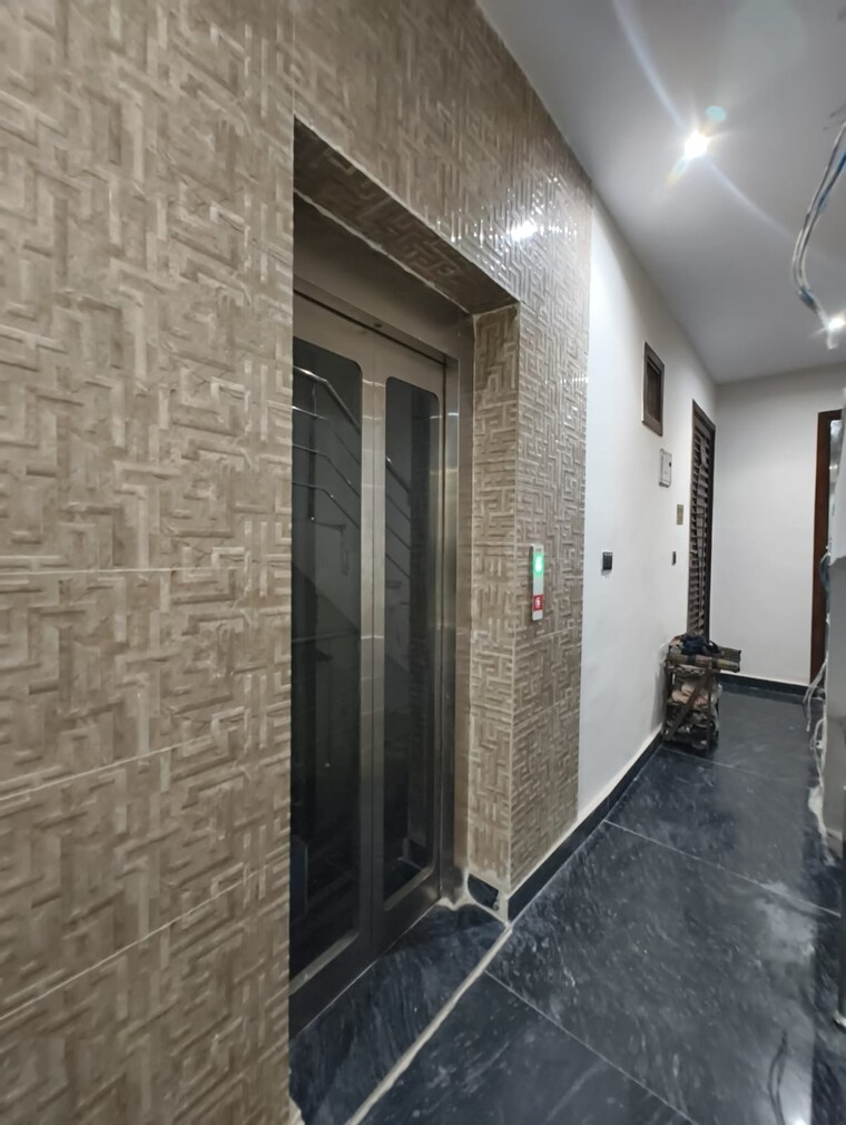 undefined, dwarka mor 3 Bedroom 1080 Sq.Ft. Builder Floor In Dwarka Mor Delhi 9267843