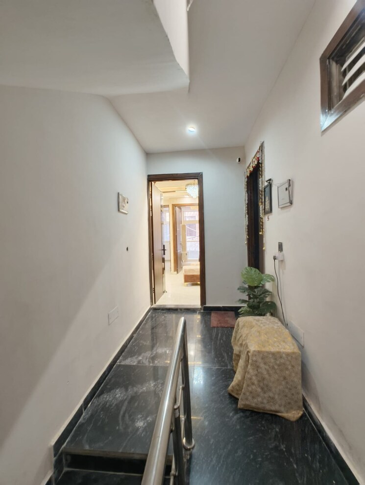 undefined, dwarka mor 3 Bedroom 1080 Sq.Ft. Builder Floor In Dwarka Mor Delhi 9267843