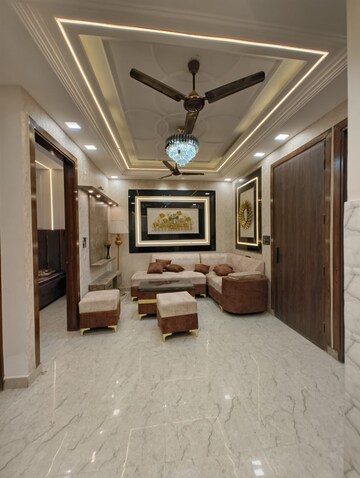 Living Room in 3 BHK Builder Floor at Dwarka Mor – for Rent