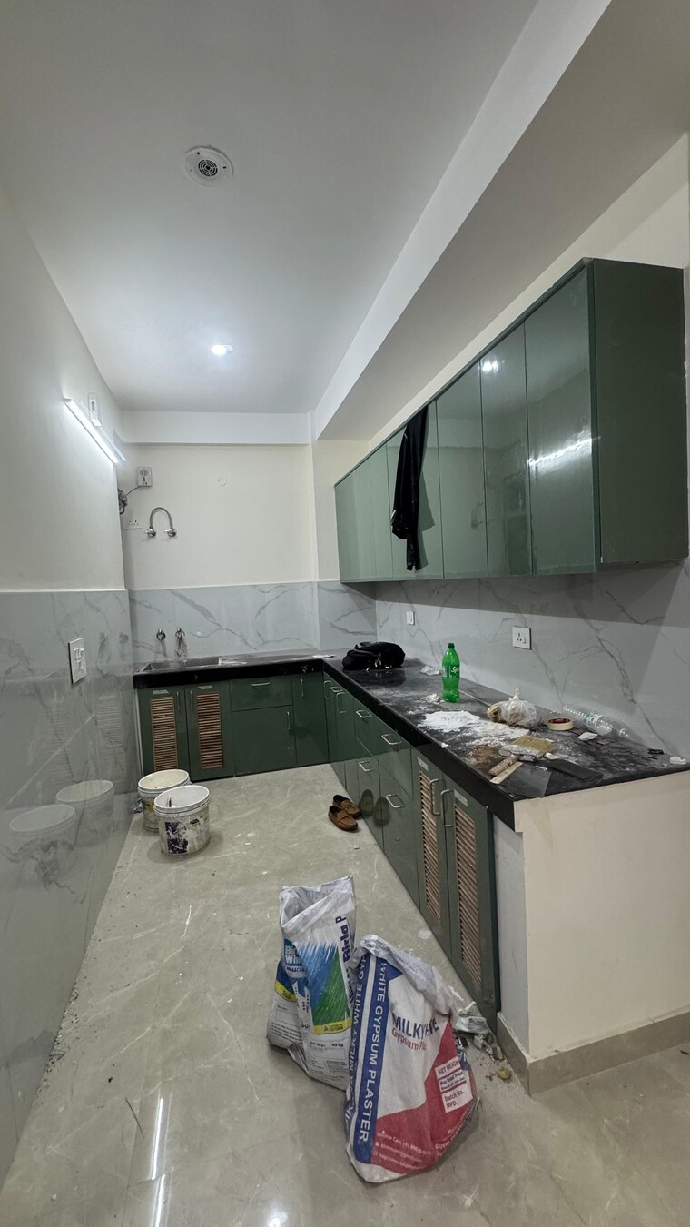 Kitchen, chattarpur 2 Bedroom 1000 Sq.Ft. Apartment In Chattarpur Delhi 9267847