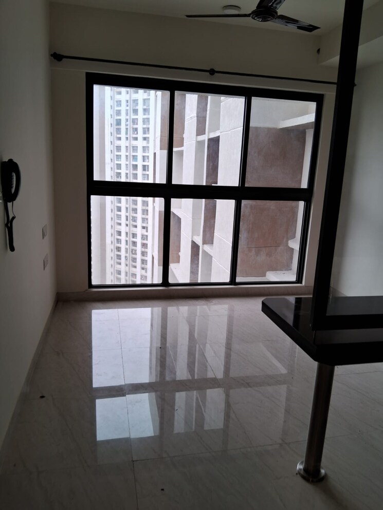 Room, lodha-crown-quality-homes 1 Bedroom 530 Sq.Ft. Apartment In Majiwada Thane 9267845