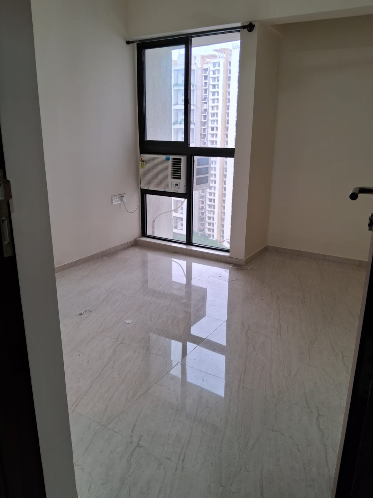 1 BHK + Pooja Room Apartment For Sale in Lodha Crown Quality Homes