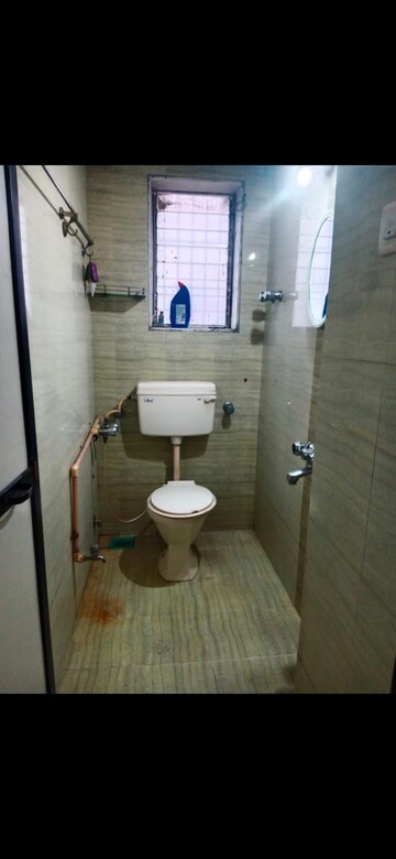 Bathroom in 1 BHK Apartment at Thane East – for Rent
