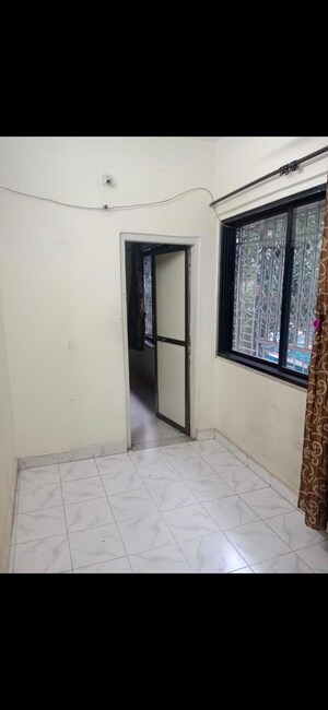 Room in 1 BHK Apartment at Thane East – for Rent