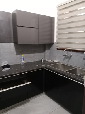Kitchen in 1.5 BHK Builder Floor at Ansals Sushant City – for Rent