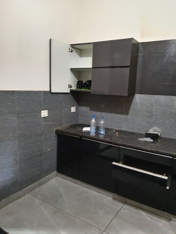 Kitchen in 1.5 BHK Builder Floor at Ansals Sushant City – for Rent