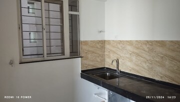 Room in 1 BHK Apartment at VTP Leonara, Mahalunge – for Rent