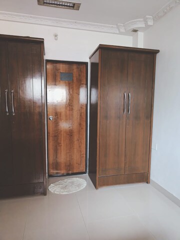 Room in 2 BHK Apartment at Shri Swami Samarth CHS Andheri, Andheri West – for Sale