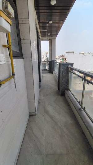 Balcony in 3 BHK Builder Floor at Dwarka Mor – for Rent