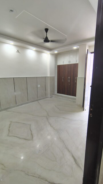 3 BHK Builder Floor For Rent in Dwarka Mor