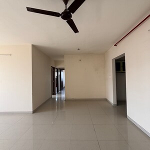 Room in 3 BHK Apartment at Flying Kite, Jaydev Singh Nagar – for Rent