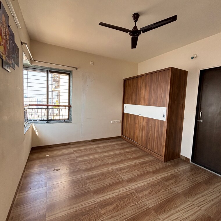 Room, flying-kite 3 Bedroom 1075 Sq.Ft. Apartment In Jaydev Singh Nagar Mumbai 9267914