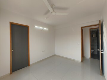Room in 3 BHK Apartment at South Bopal – for Rent